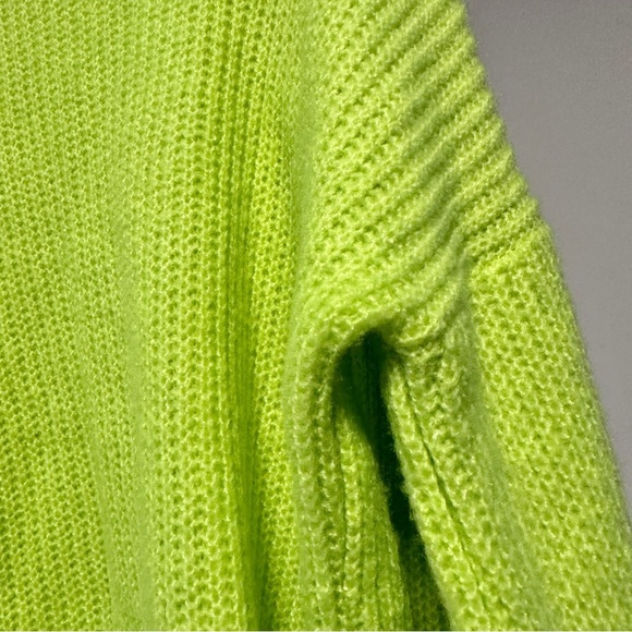 Maeve Betty Puff-Sleeved Neon Lime Green Chunky Mock Neck Sweater Size Medium - Picture 9 of 16